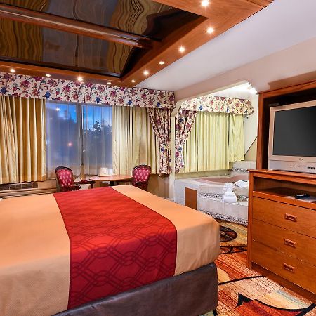 Vagabond Inn Лонг Бич Экстерьер фото