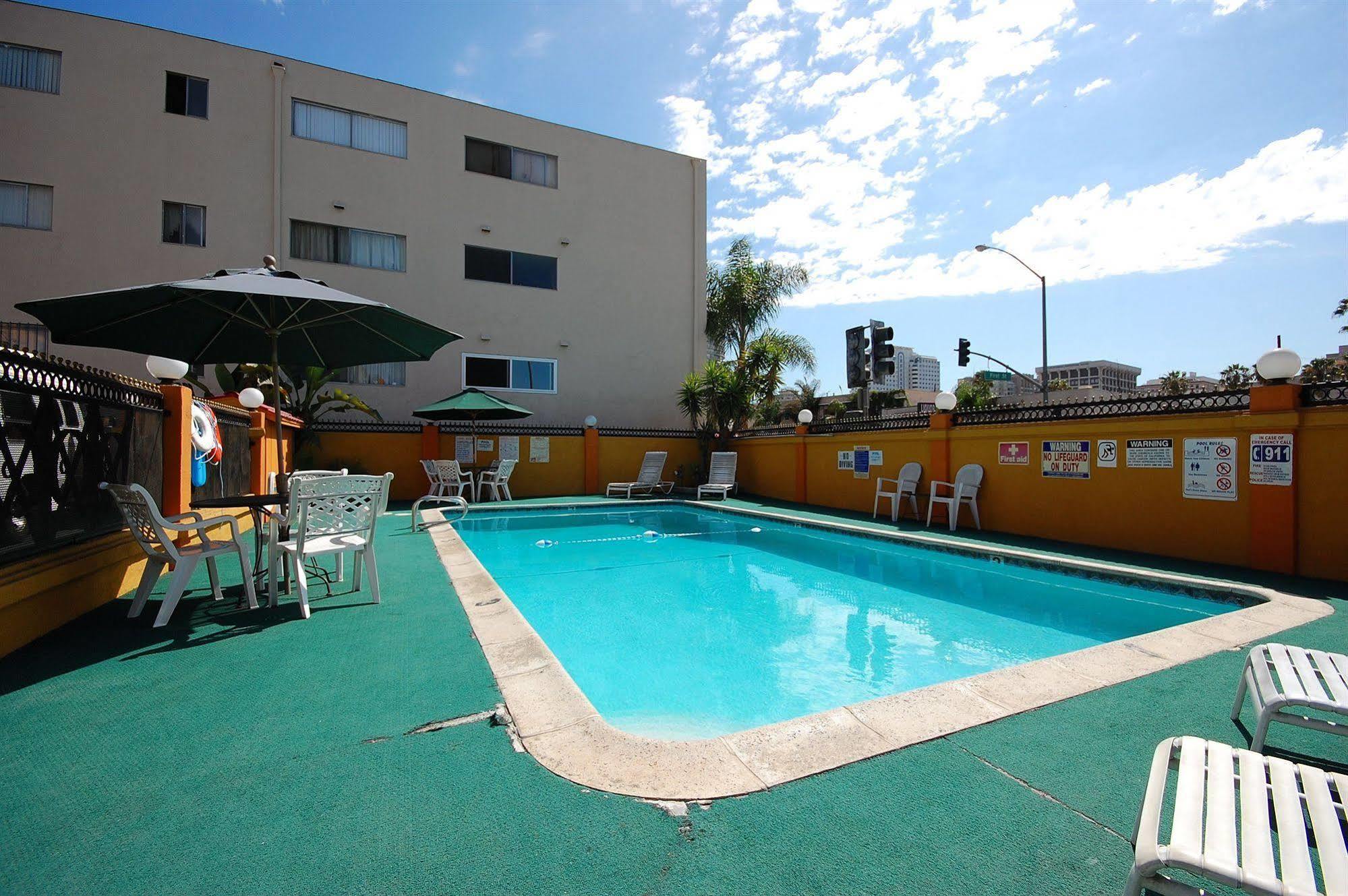 Vagabond Inn Лонг Бич Экстерьер фото